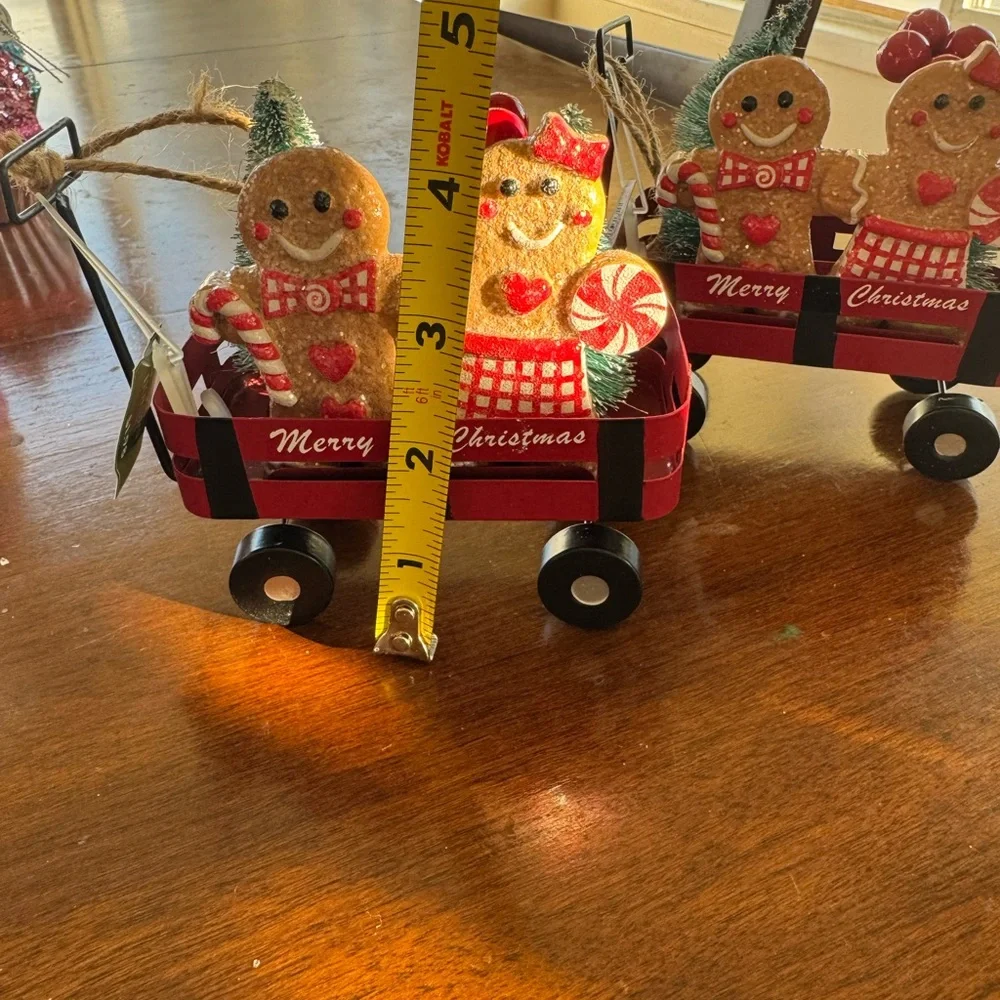 Gingerbread on Red Wagon Christmas ornaments_5